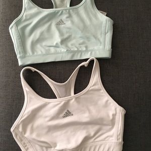 Adidas medium sports bra’s